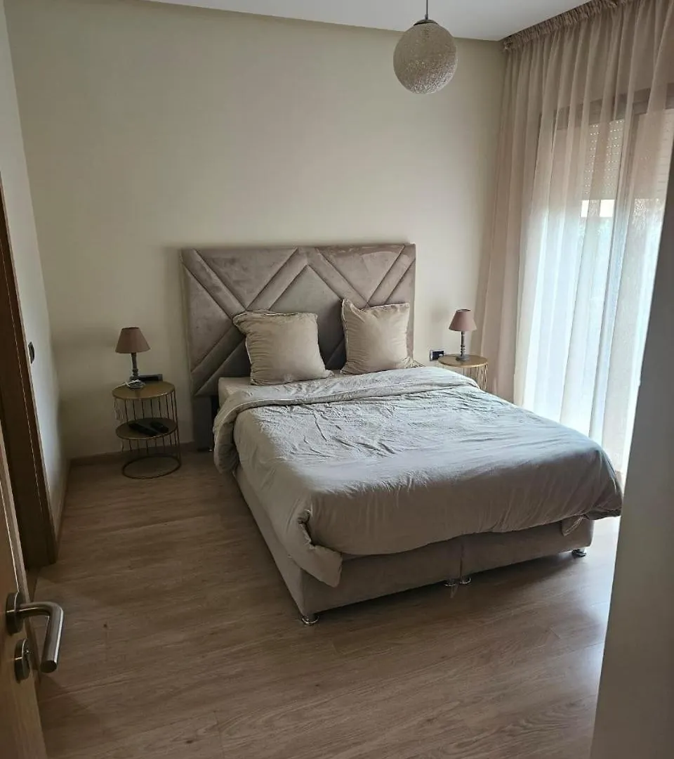 Bel Appartement Avec Piscine Et Jardin Marrakesh